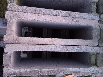 Predám betónové kocky - 2