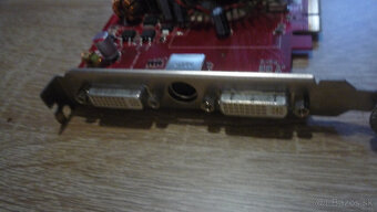 Predam Asus Radeon HD 2600 Pro 512MB Graicke karty - 2