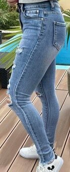 dámske trhane rifle 26 - 2