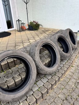PNEUMATIKY BARUM 215/55 R17 V - 2