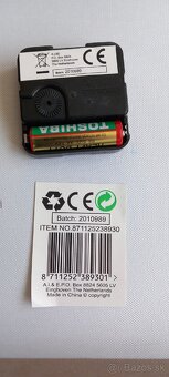 Trojdielne nástenné hodiny - 2