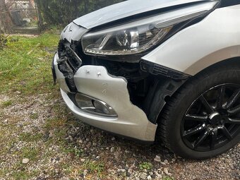 Kúpim predný nárazník - 2