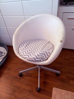 otočné kreslo IKEA - 2