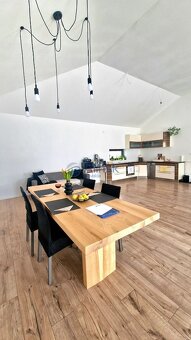 Na prenájom: Novostavba moderného bungalovu - 2