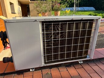 Tepelné čerpadlo Azuro 8.5kW na ohrev vody v bazéne - 2