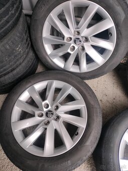 4ks alu disky orig. Škoda 5x112 R17 pneu 215/55 R17 5mm - 2