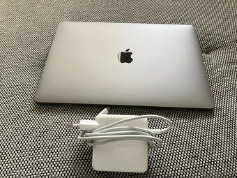Macbook Pro 13.3", 2018 - 2