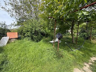 Exkluzívne APEX reality stavebný pozemok 931 m2 Bojničky - 2