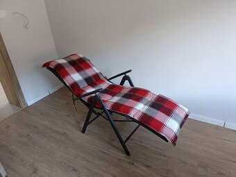 Polohovateľné záhradné lehátko hliník a textilen čierne - 2