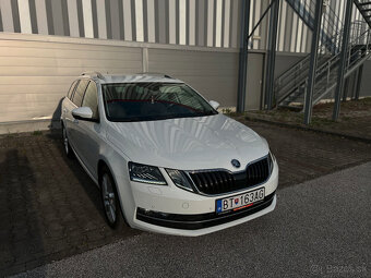 Škoda Octavia Combi 2.0 TDI Style DSG - 2