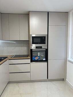 EXKLUZÍVNE VÁM PONÚKAME NA PREDAJ 2 IZBOVÝ BYT - 2