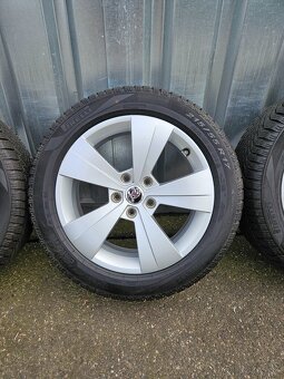 Zimní alu kola Triton 17" Škoda Superb 215/55 R17 - 2