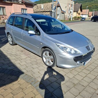 Predám Peugeot 307 sw 1.6hdi 7 miestny - 2