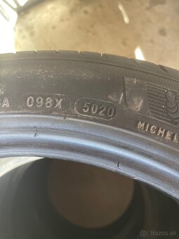Pneu Michelin 225/45 R17 - 2