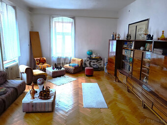 LEVOČA - historický dom v centre mesta - 2