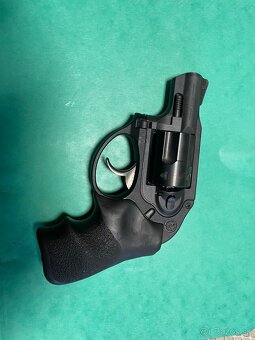Revolver Ruger LCR - 2