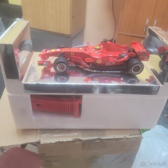 Predám formulu ferrari na ovladanie - 2