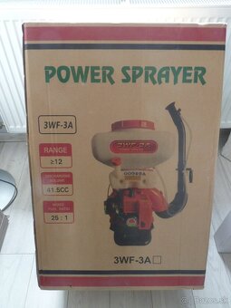 postrekovač praškovač - 2