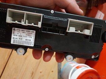 climatronic panel SuperB2 3T0907044BK - 2