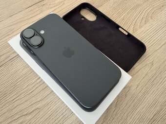 Apple iPhone 17 256GB, Black - 2