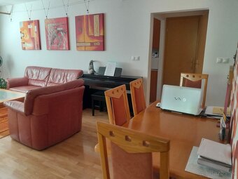 Nepriechodná izba na prenájom v 4-i. byte - 2