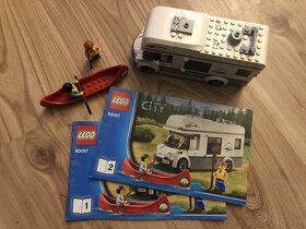 Lego CITY 60057 - Karavan + kanoe - 2