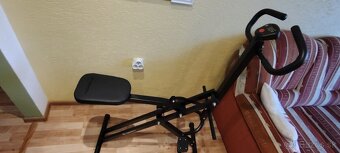 POSILŇOVAČ CELÉHO TELA Posilovaci stroj - 2