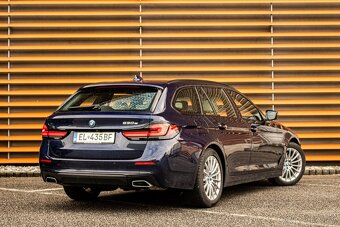 BMW Rad 5 Touring 530e Laser, v Záruke 2026, Adaptive, 4Zone - 2