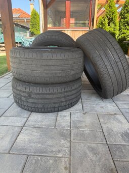 DOJAZDOVÉ- FALKEN AZENIS 225/45 R 17 94Y - 2