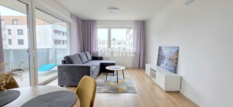 BÝVAJ PRVÝ V 2i byte, POD VINICOU, LOGGIA, PARKING, Skalická - 2