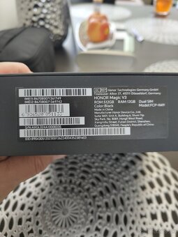 Predám Honor Magic V3 12/512gb nový - 2