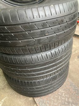 Letné pneu 235/55R18 viem aj prezuť - 2