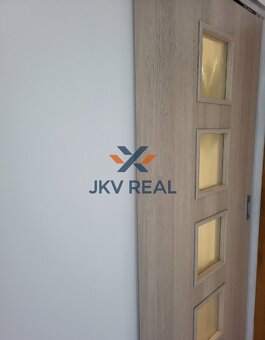 Prenájom kompletne zrekonštruovanej garsónky v Nových Zámkoc - 2