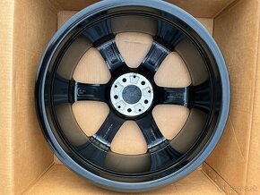MERCEDES triedy E W213, alu kola 19" nové, originál - 2