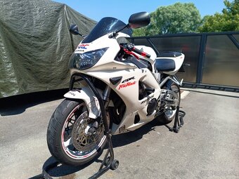Predám Honda CBR 929 RR Fireblade - 2