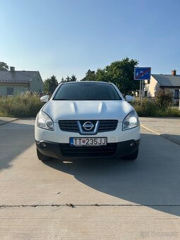 Nissan Qashqai 1.6i - 2