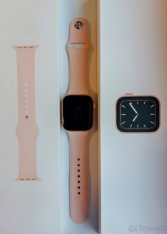 Apple Watch 5 44 mm - 2