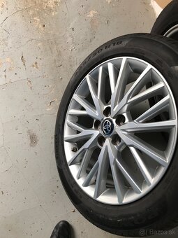 Toyota r18 + letné pneu Pirelli 225/50 r18 C-HR - 2