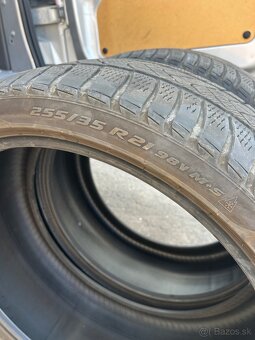 255/35R21 Pirelli M+S - 2