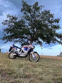 Predám Honda Africa Twin Xrv 750 - 2