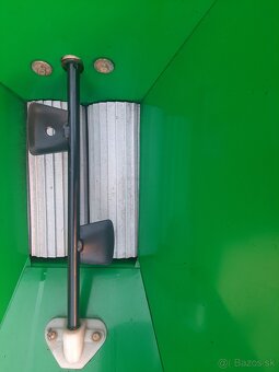 Elektricky mlynec na hrozno - 2