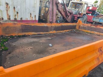 Predám korbu so spodným rámom na výrobu vlečky - 2