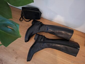 Nové kožené čižmy Ecco...veľ. 40 - 2