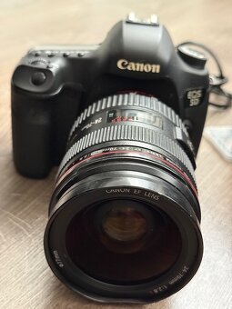 Canon EOS 5D MarkIII - Objektiv Canon EF 24-70mm 1:2.8 - 2