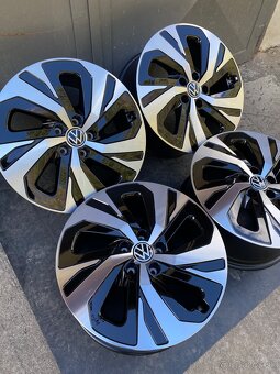 R18 ®️ Original VW 5x112 8J ET45 // VW Škoda Seat - 2