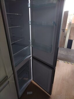 Chladnička s mrazničkou - 2