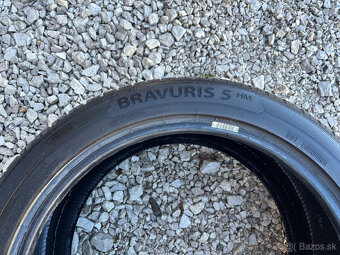 Letná pneumatika 255/40r19 Barum - 2