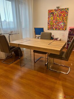 Jedálensky stôl a 4 stoličky - 2