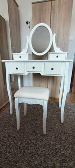 Kozmetický stolík vintage - 2