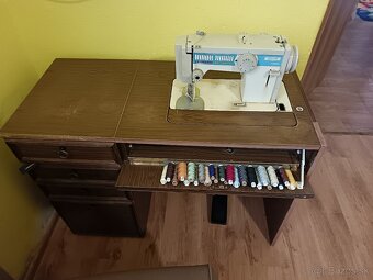 Šijací šliapaci stroj - 2